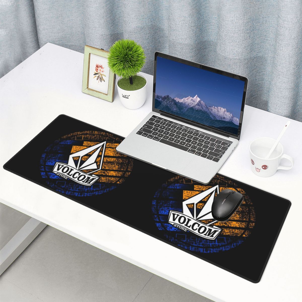 Gaming Keyboard Half - Large Mouse Pad Half Diamond Volkom